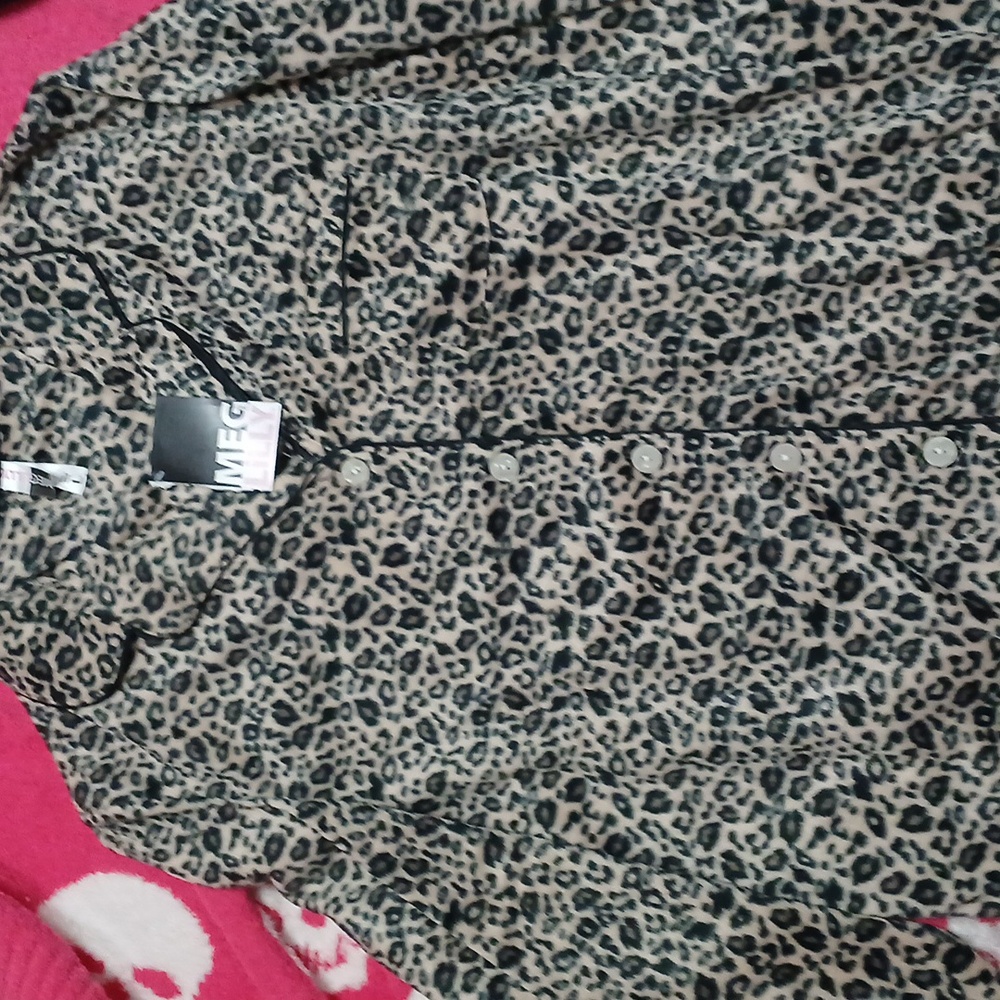 Ladies Meg and Lilly Pajama Top NWT Size L